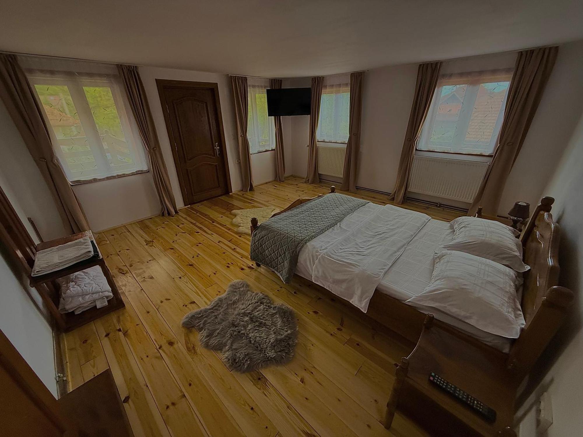 Casa De Vacanta Motata Novaci-Străini Extérieur photo