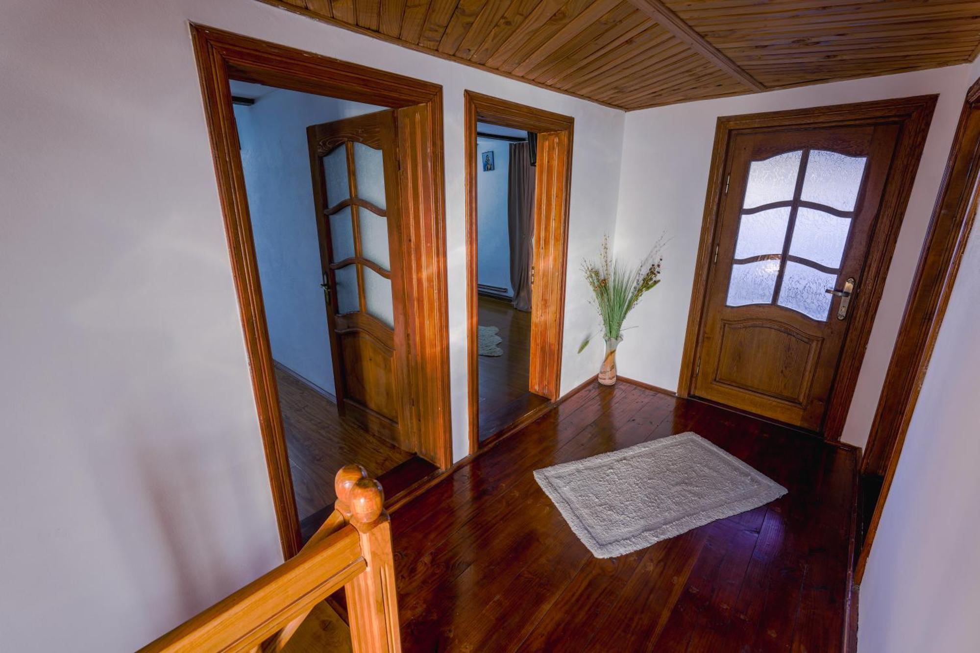 Casa De Vacanta Motata Novaci-Străini Extérieur photo