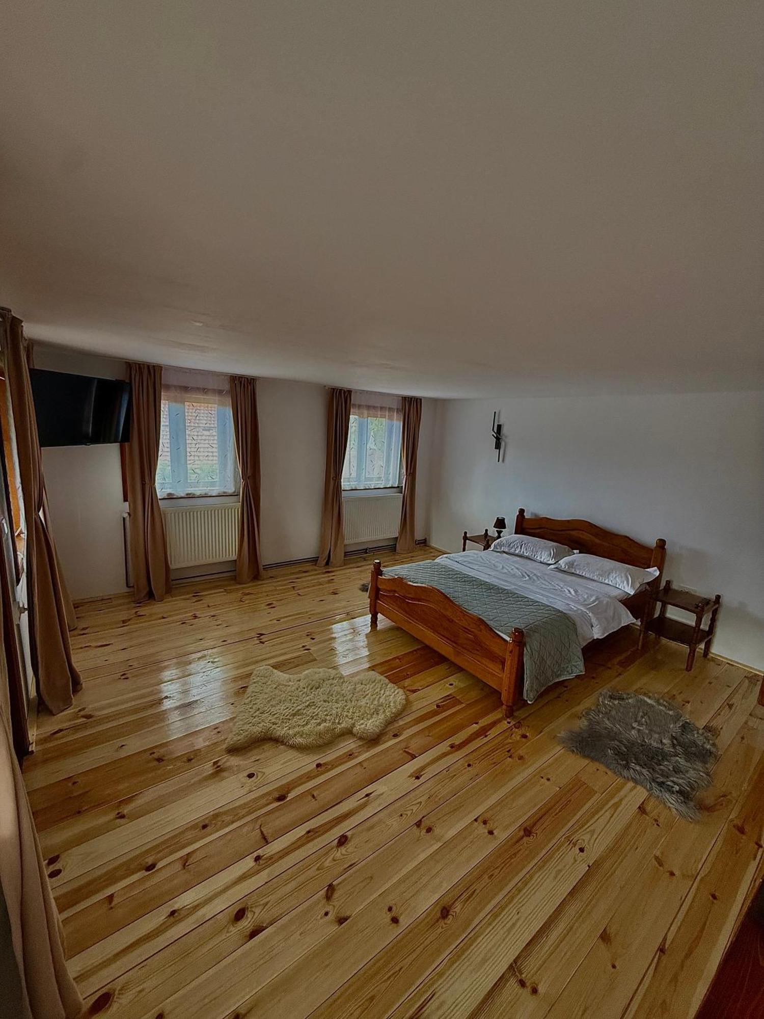 Casa De Vacanta Motata Novaci-Străini Extérieur photo
